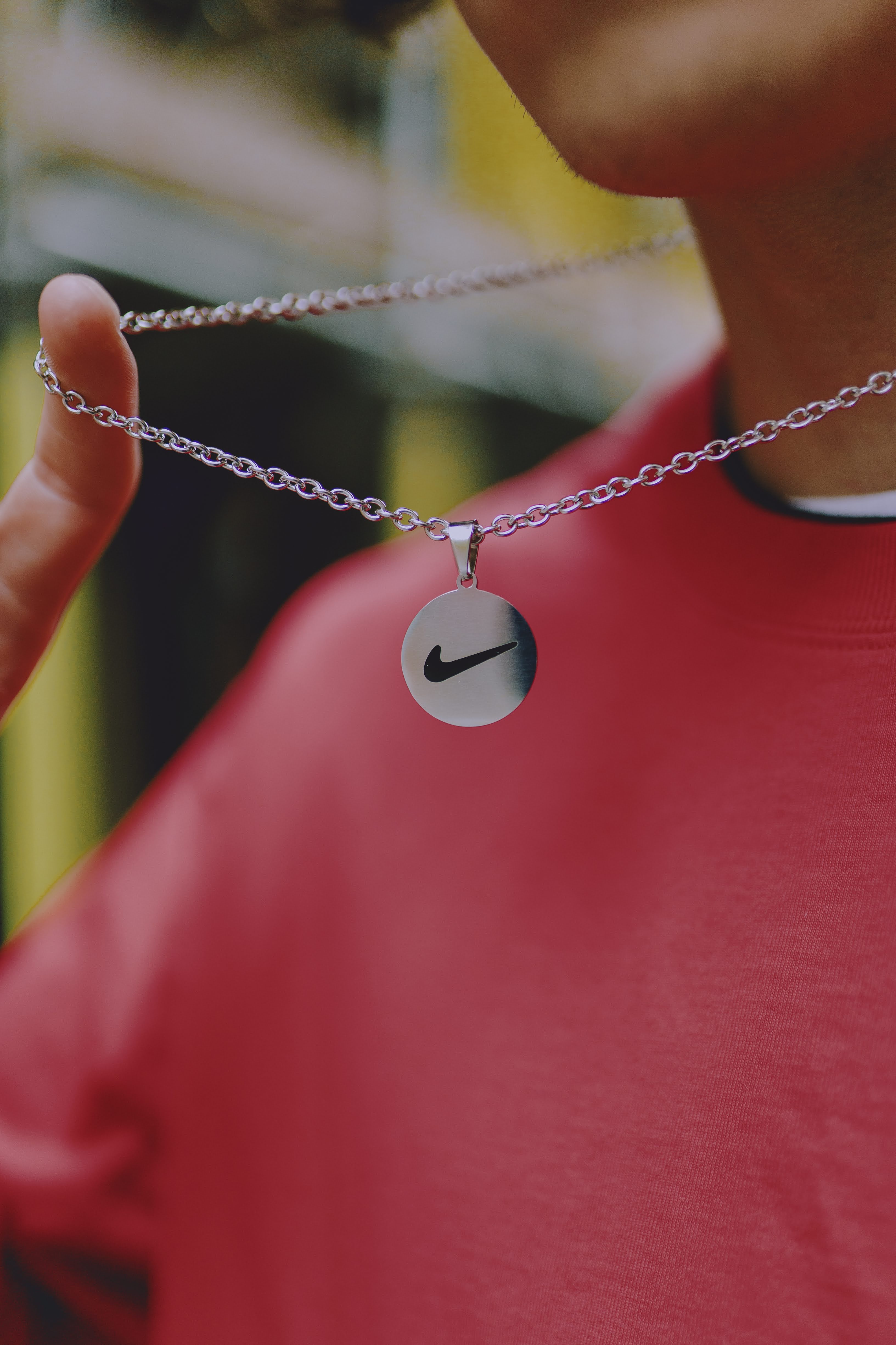 Jugar con Teseo ANTES DE CRISTO. Stainless Steel Nike Pendant Necklace - Bless Up Vintage
