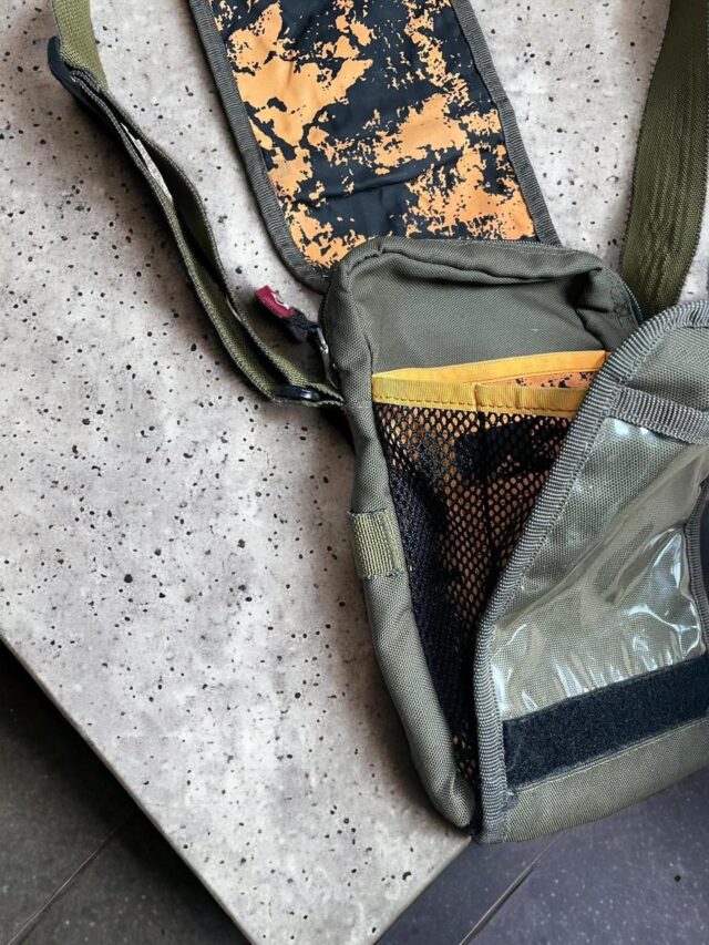 Vintage Y2K Brown Quiksilver Cross Body Bag