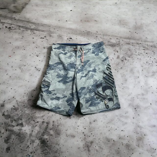 Vintage Y2K Men's Billabong Board Shorts - XL