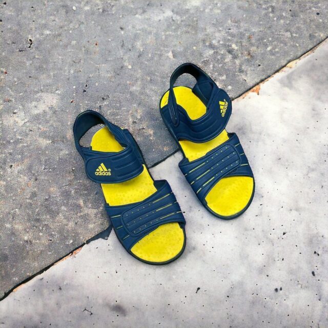 Vintage Adidas Y2K Summer Sliders UK 5