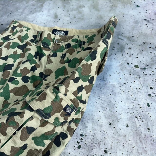 Men's Dickies Camo Cargo Shorts - M
