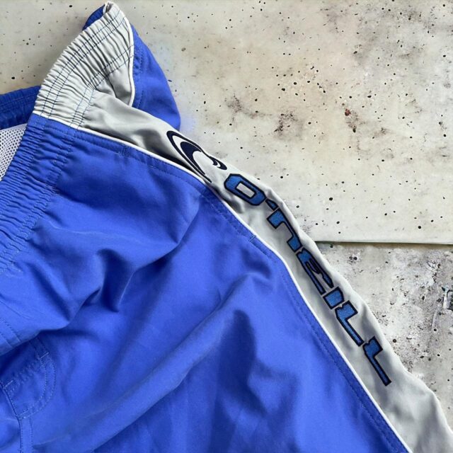 Vintage Men's Y2K O'Neill Board Shorts - M