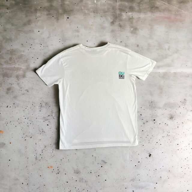 Men's Y2K Quiksilver Spell Out Tshirt - L