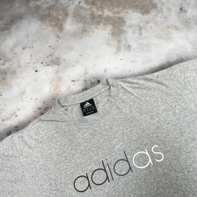 Men's Vintage Adidas Spell Out Tshirt - L