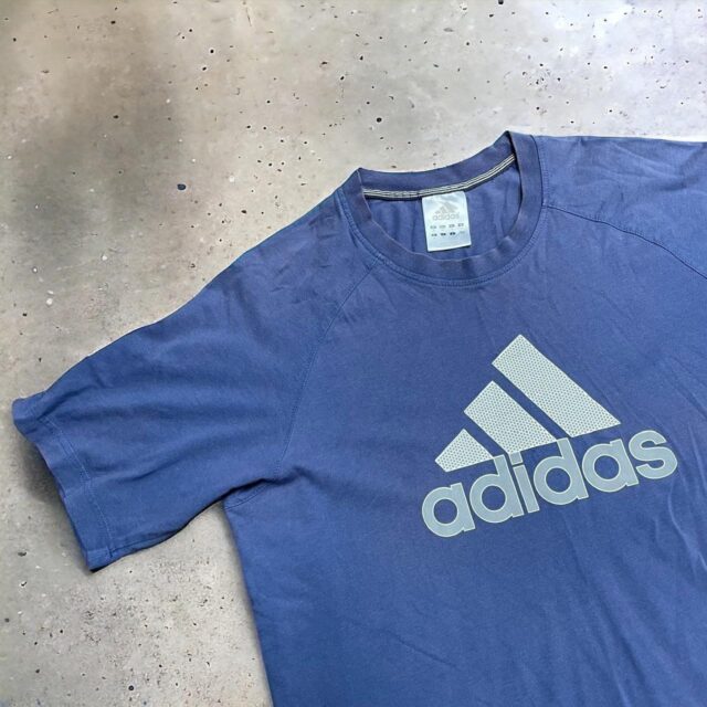 Men's Vintage Y2K Adidas Spell Out Tshirt - M