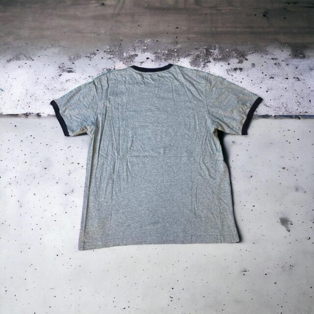 Men's Vintage Y2K Timberland Spell Out Tshirt - XL
