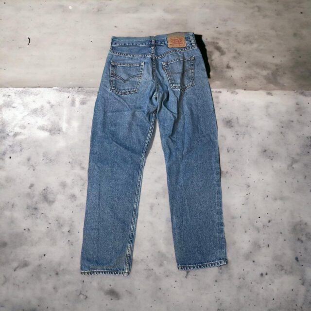 Men's Vintage Levi's 582 Baggy Stone Washed Jeans - 30"