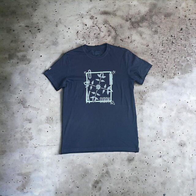 Men's Y2K Oxbow Spell Out Tshirt - M
