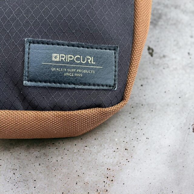 Men's Y2K Rip Curl Shoulder Bag