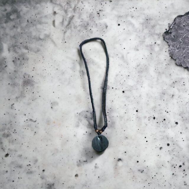 Vintage Y2K Tribal Surf Pendant Necklace