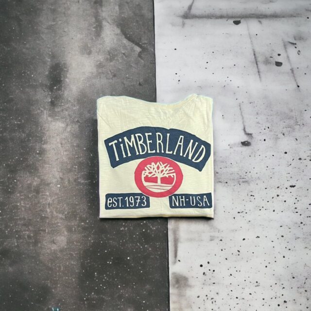 Vintage Y2K Men's Timberland Spell Out Tshirt - XL