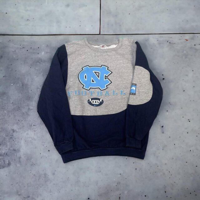 Men's Vintage 90s Nike USA Varsity Sweatshirt - XL