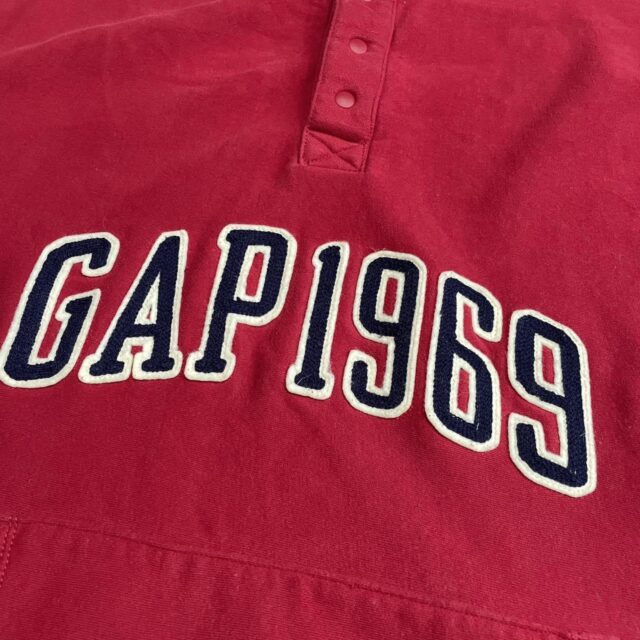 Vintage Men's Red Gap Sweatshirt - XL