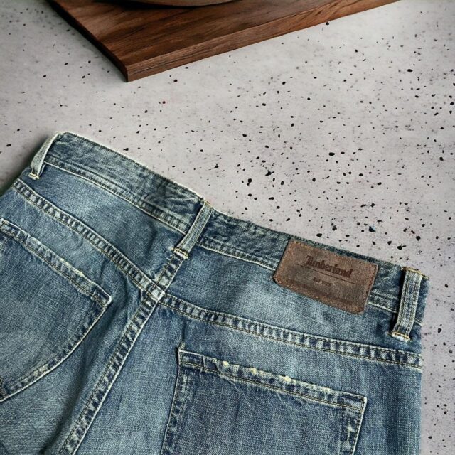 Vintage Y2K Men's Baggy Timberland Jeans - M