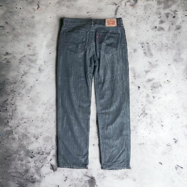 Men's Vintage Y2K Grey Denim Levi's 504 Jeans - 36"