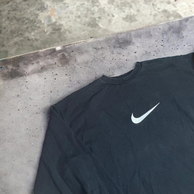 Vintage 90s Black Nike Swoosh Embroidered Sweatshirt - XL