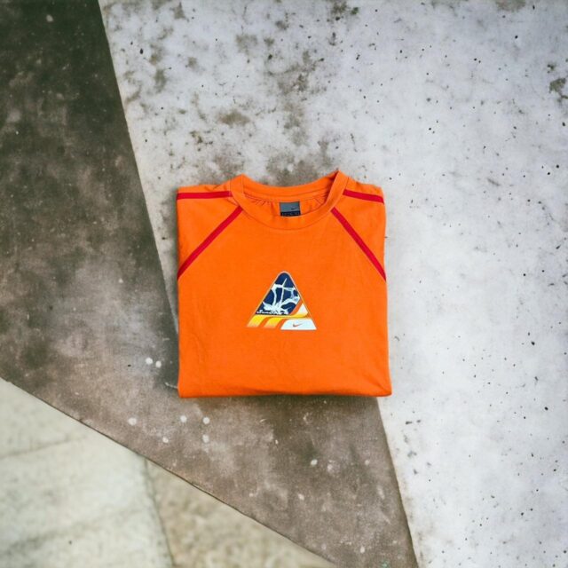 Vintage Nike Sun Sport Long Sleeved Top