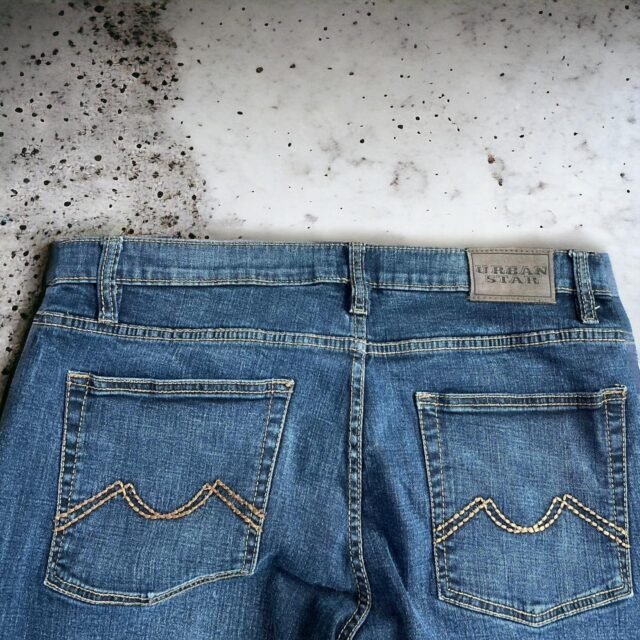 Men's Vintage Y2K Baggy Urban Star Jeans - 34"