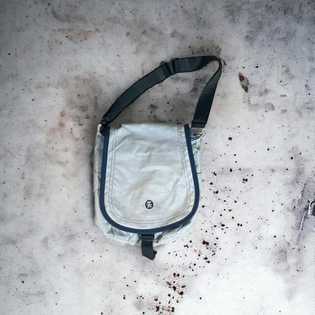 Vintage 2000s Crumpler Messenger Tech Bag