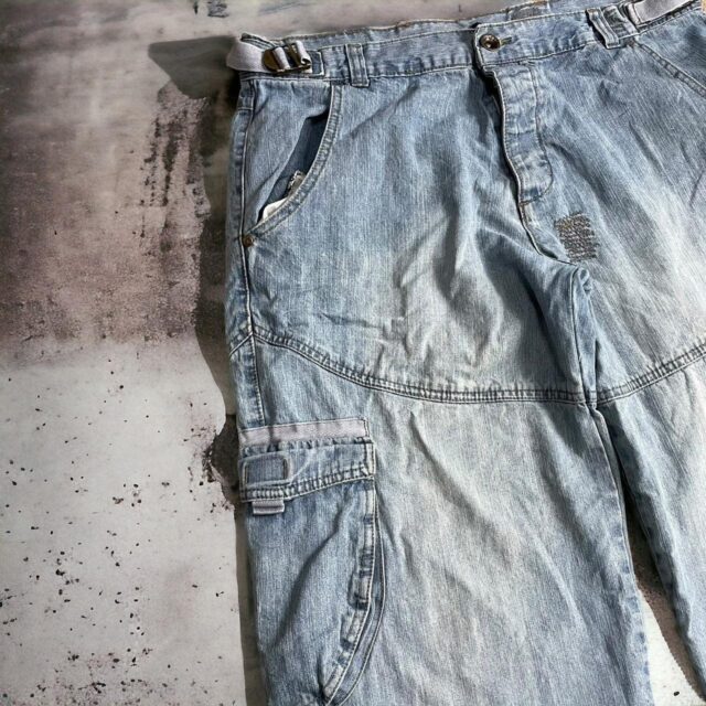 Mens Vintage Baggy Y2K Airwalk Cargo Skate Jeans - 36"