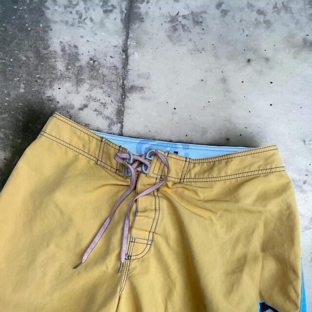 Men's Vintage Billabong Board Shorts - M