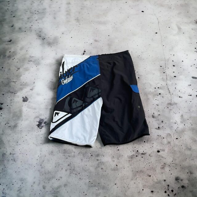 Vintage Y2K Quiksilver Board Shorts - M