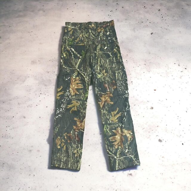 Vintage Y2K RealTree Camo Cargo Pants - 30"