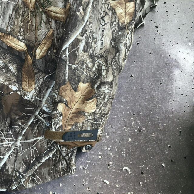 Men's RealTree Camo Patterned Hooded Jacket - L