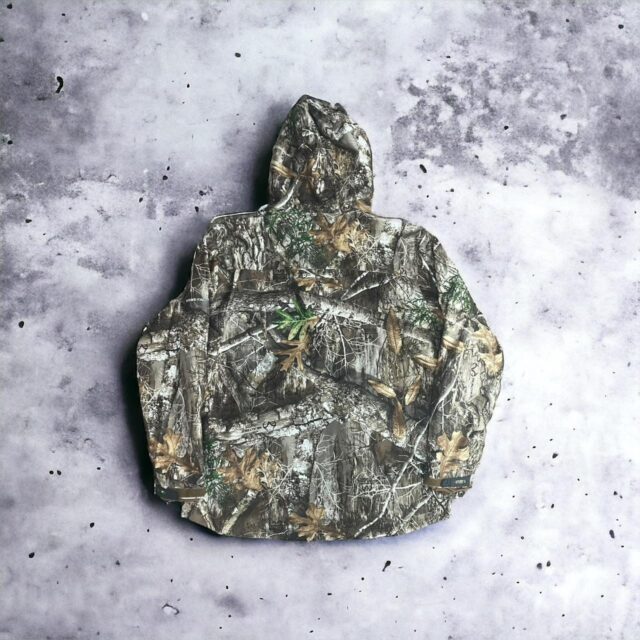 Men's RealTree Camo Patterned Hooded Jacket - L
