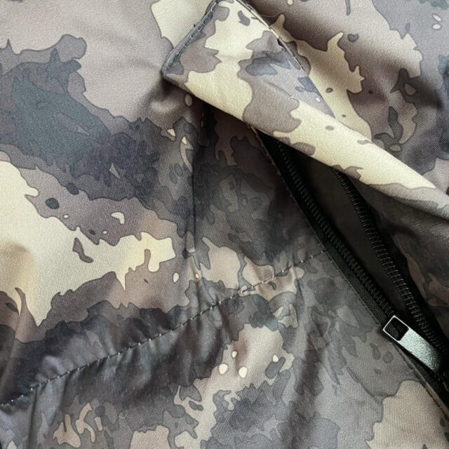 Men's Aces Couture Padded Camo Gilet Puffa - XL