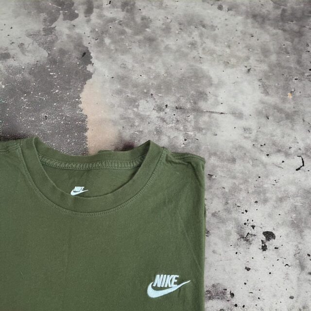 Men's Khaki Green Nike Embroidered Spell Out Tshirt - M