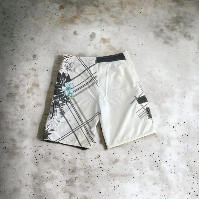 Vintage Men's O'Neill Board Shorts - XL