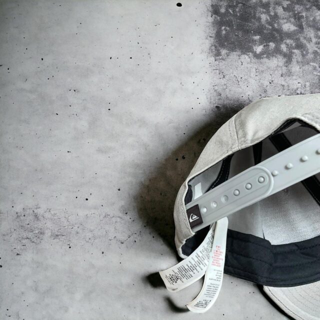 Vintage Y2K Quiksilver Stone Grey Cap