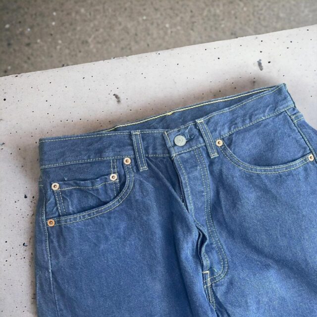 Mens Vintage Levi's Baggy Blue 501 Jeans - 34"
