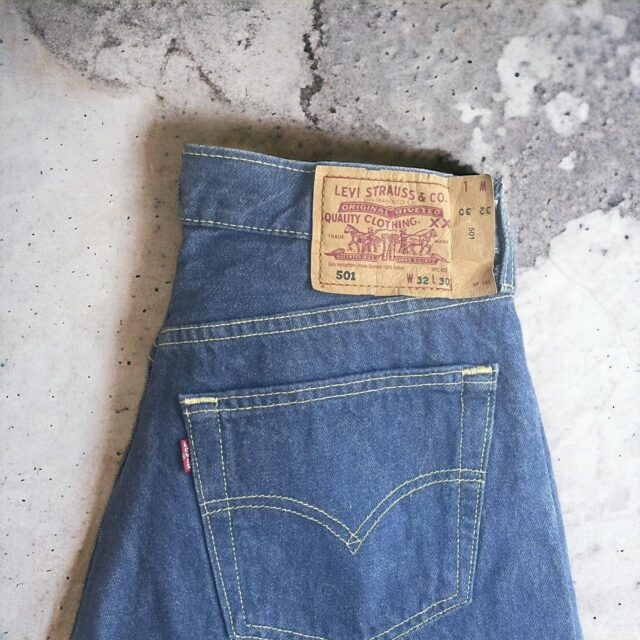 Mens Vintage Levi's Baggy Blue 501 Jeans - 34"