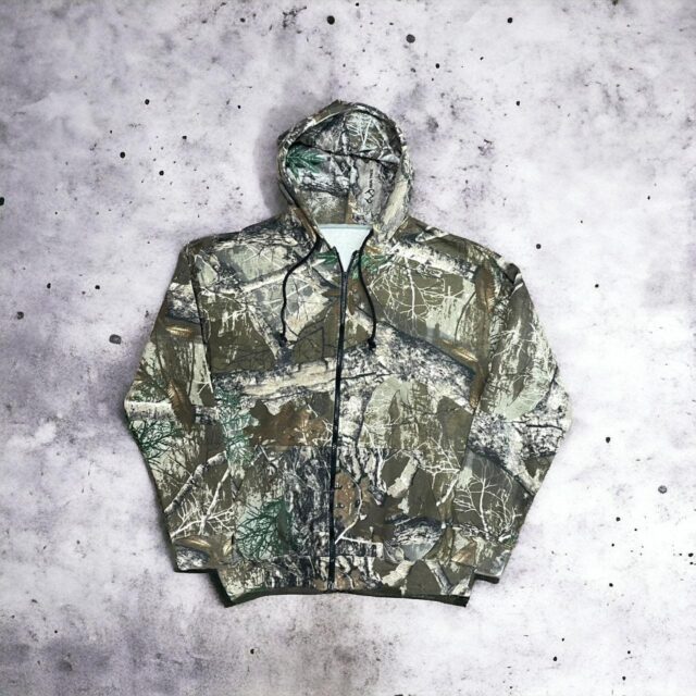 Vintage Y2K Men's RealTree Patterned Zip Up Hoodie - XL
