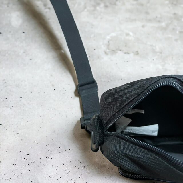 Black Quiksilver Embroidered Spell Out Mini Shoulder Bag