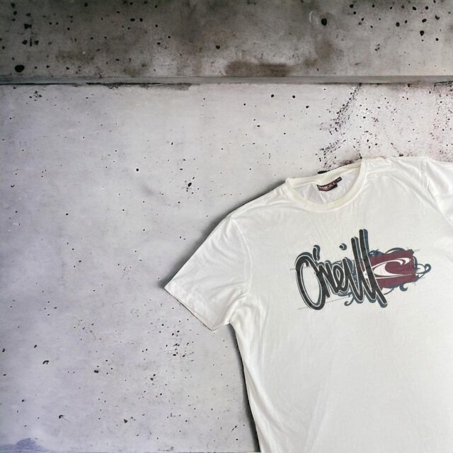 Men's Vintage Y2K O'Neill Spell Out Tshirt - XXL
