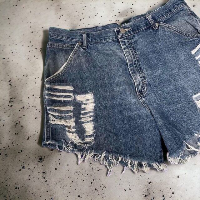 Vintage Ladies Wrangler Denim Carpenter Shorts - 36"