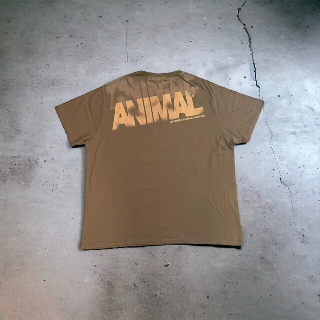 Men's Vintage Y2K Animal Spell Out Tshirt - XXL