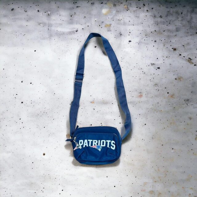 NFL New England Patriots Spell Out Shoulder Bag