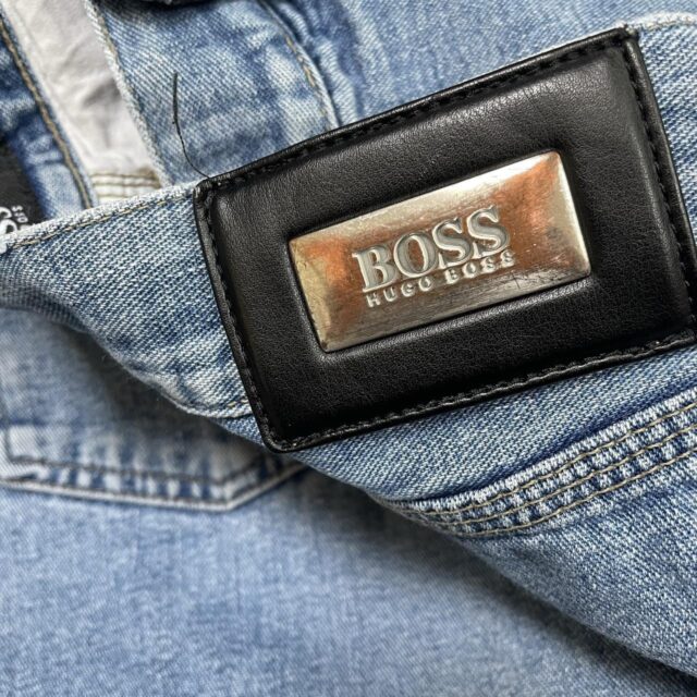 Men's Vintage Y2K Hugo Boss Blue Denim Jeans - 34"