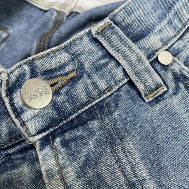 Men's Vintage Y2K Hugo Boss Blue Denim Jeans - 34"