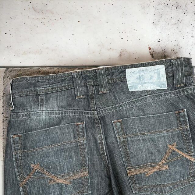 Men's Vintage Baggy Y2K Mantaray Surf Jeans - 34"
