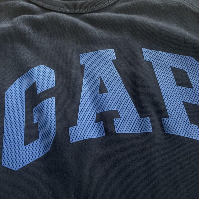Men's Y2K Navy Blue Gap Spell Out Sweatshirt - M