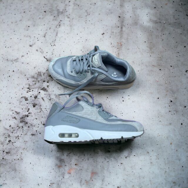 Nike Air Max 90 Ultra 2.0 LTR Trainers - UK 7
