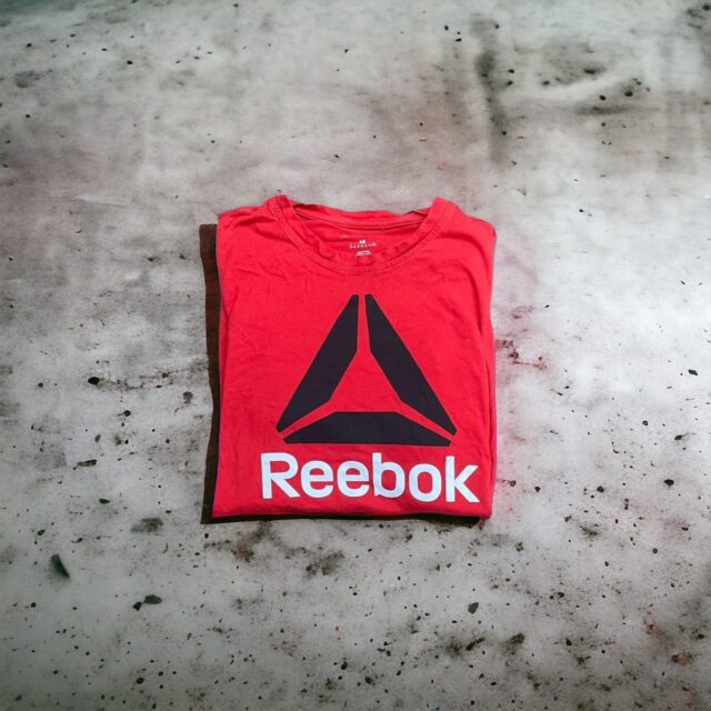 Men's Y2K Red Reebok Spell Out Tshirt - M
