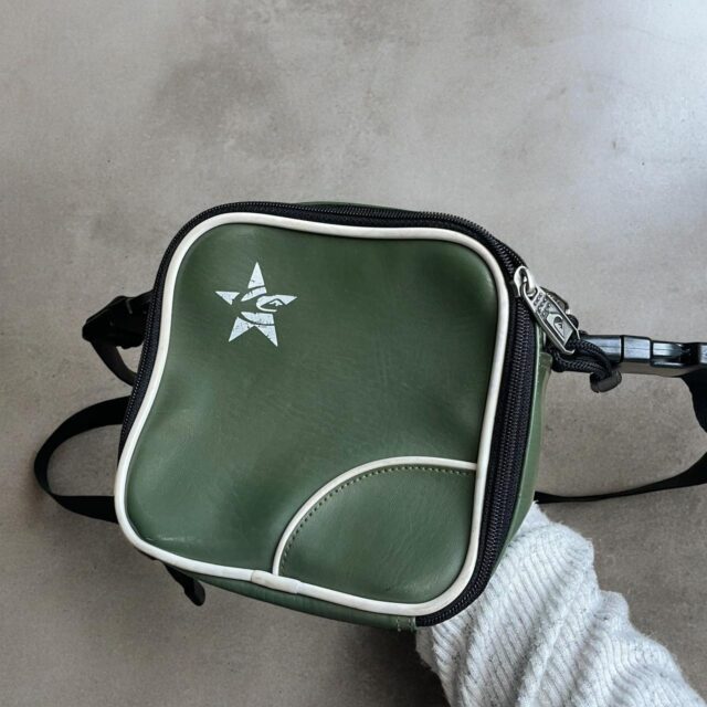 Vintage Y2K Quiksilver Shoulder Bag