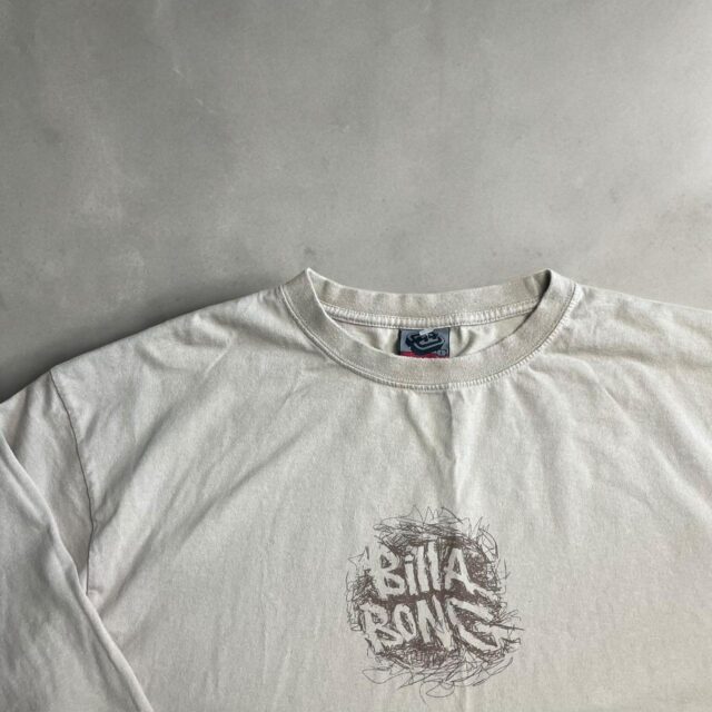 Men's Vintage Y2K Billabong Spell Out Long Sleeved Tee - L