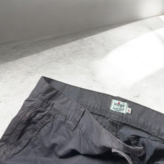 Men's Y2K Khaki Utility Cargo Shorts - XL